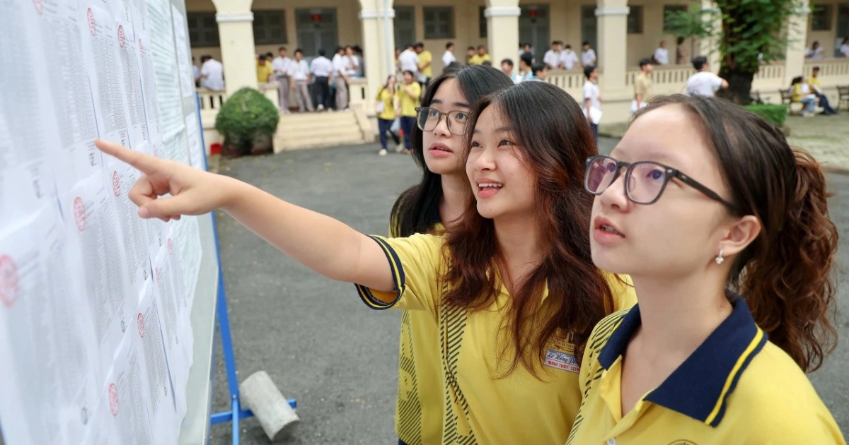 Vậy sinh viên năm nhất cần chuẩn bị những gì để không bỡ ngỡ, nhanh chóng thích nghi và học tập hiệu quả?