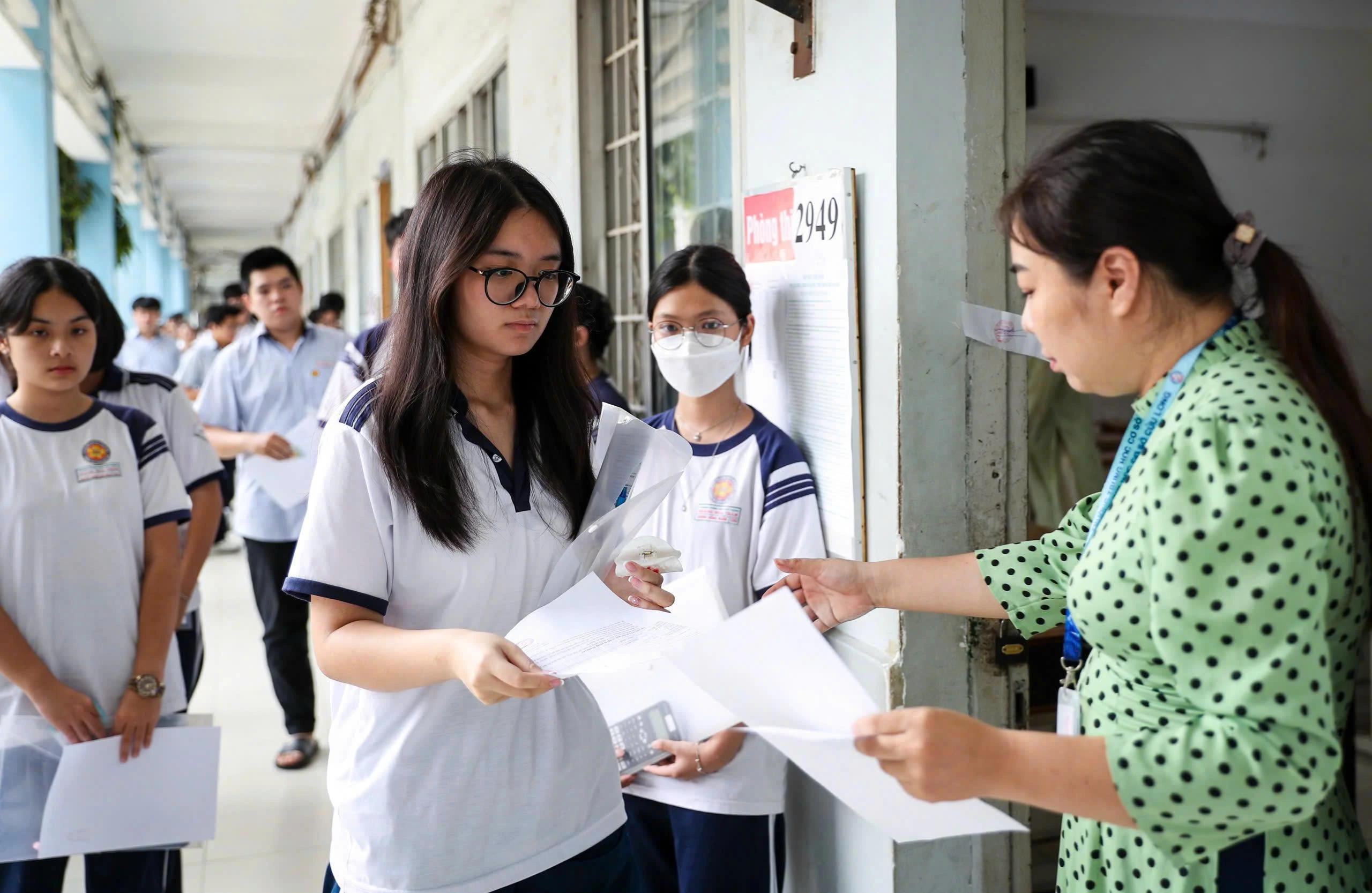 Điểm học bạ chiếm bao nhiêu % trong xét tốt nghiệp?