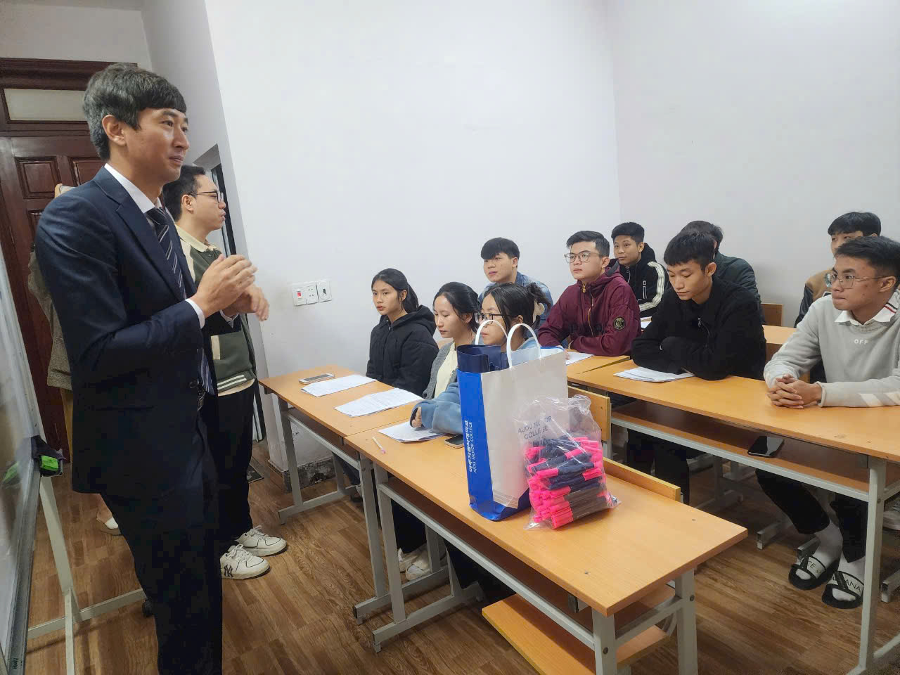 z7156666739575 c2ff722019fa8442fd73a14296452b13 1770442986